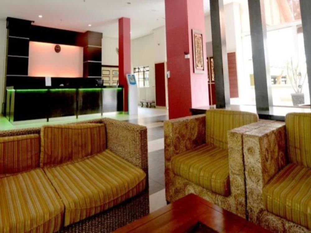 Puteri Beach Resort Port Dickson Bagian luar foto
